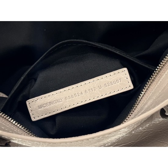 Balenciaga Le Cagole