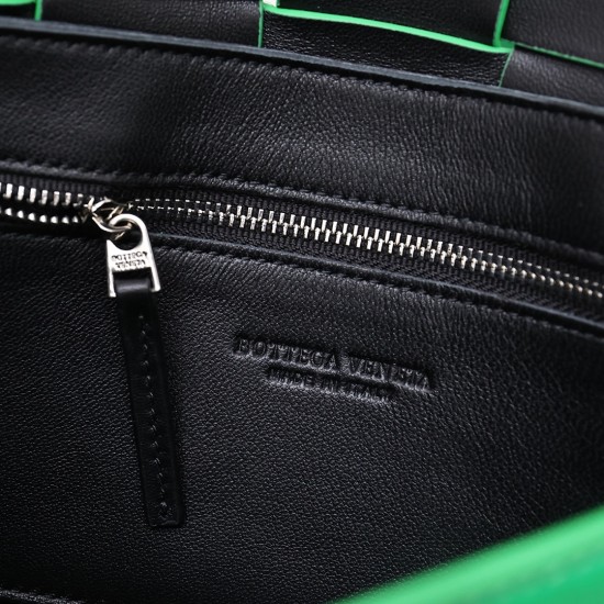 Bottega Veneta ​‍Cassette
