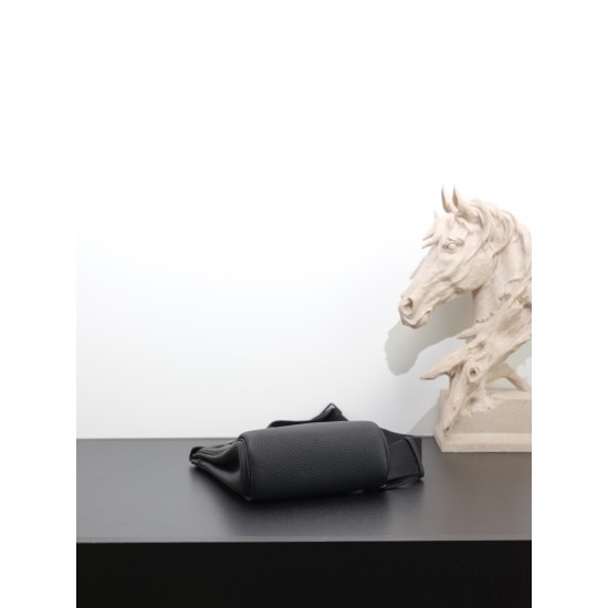 HERMÈS More