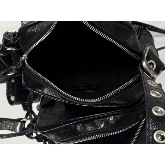 Balenciaga Le Cagole