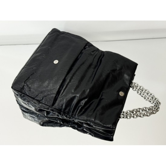 Balenciaga More ←