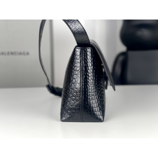 Balenciaga Downtown
