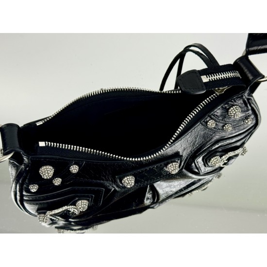 Balenciaga Le Cagole