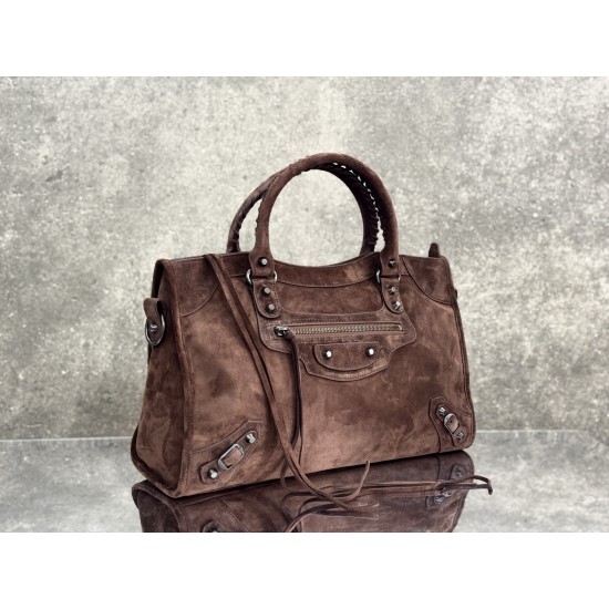 Balenciaga Le Cagole