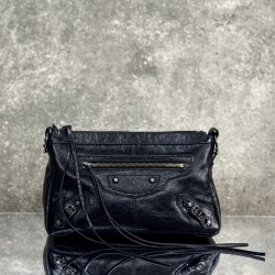 Balenciaga Le Cagole