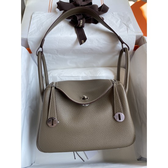 HERMÈS Lindy
