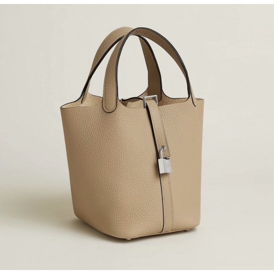 Style：Picotin lockColour：S2风衣灰/sliverSize：18cmLeather：clemenceHardware：sliver菜篮18cm，风衣灰牛皮，银扣，高级全手工专属定制‼️
