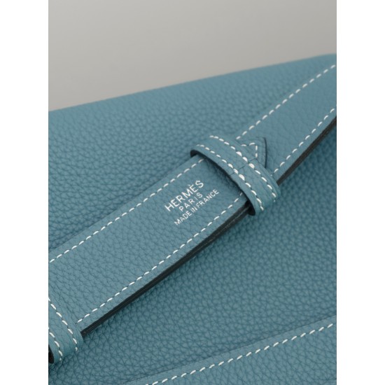 HERMÈS More