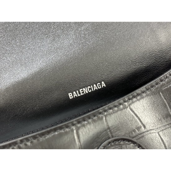 Balenciaga Downtown