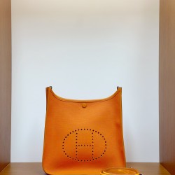 HERMÈS Evelyne