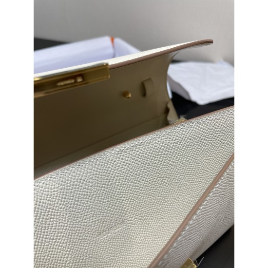 HERMÈS Constance