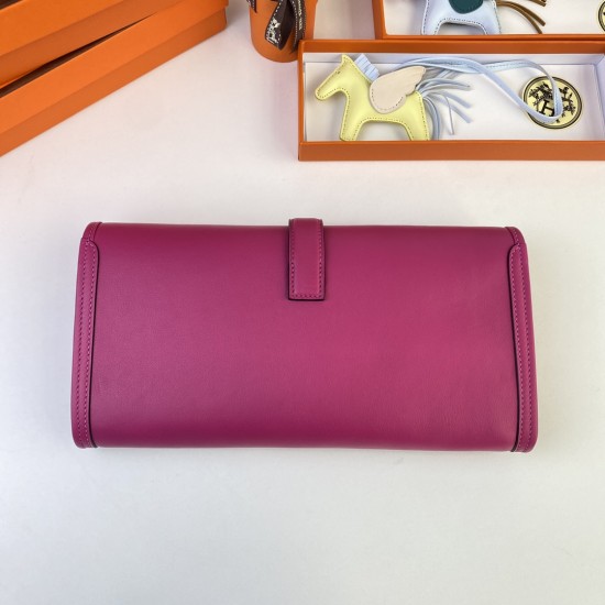 HERMÈS Clutchs