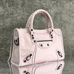 Balenciaga Le Cagole