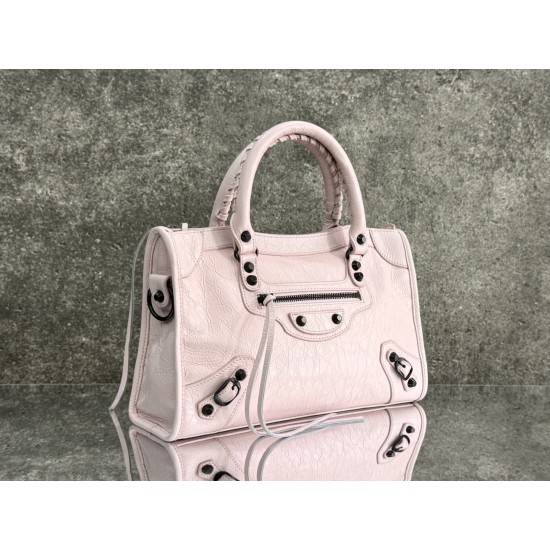 Balenciaga Le Cagole