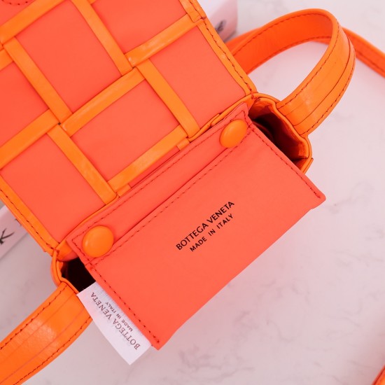 Bottega Veneta ​‍Cassette