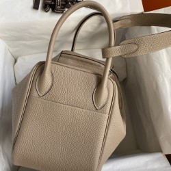 HERMÈS Lindy