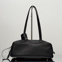 Balenciaga More ←