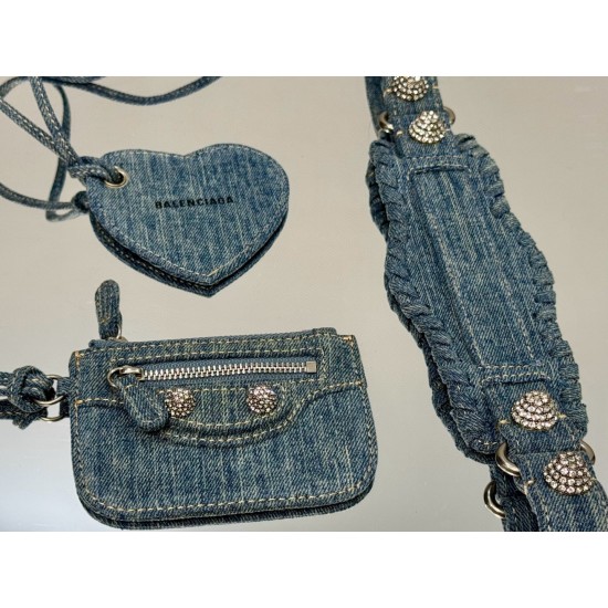 Balenciaga Le Cagole