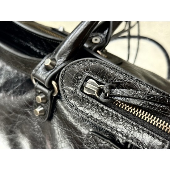 Balenciaga Le Cagole