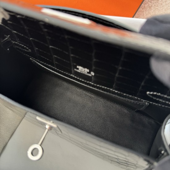 HERMÈS KELLY