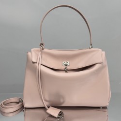 Balenciaga More ←