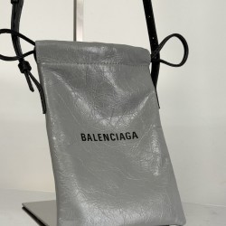 Balenciaga More ←