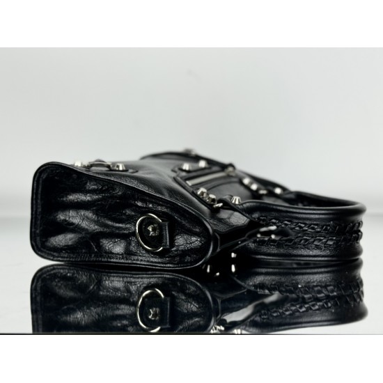 Balenciaga Le Cagole