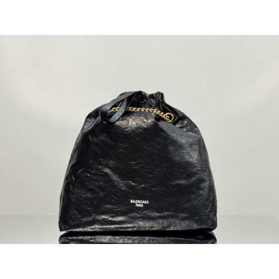 Balenciaga More ←
