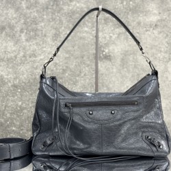 Balenciaga Le Cagole
