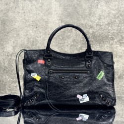 Balenciaga Le Cagole
