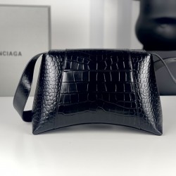 Balenciaga Downtown