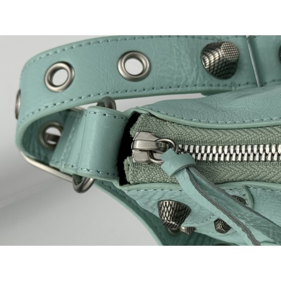 Balenciaga Le Cagole