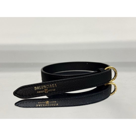Balenciaga More ←
