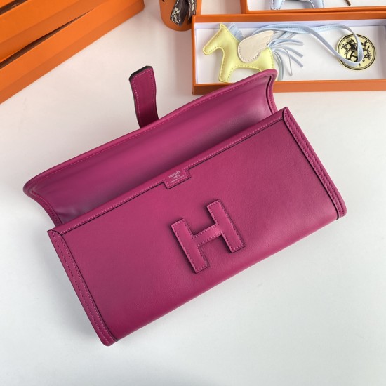 HERMÈS Clutchs
