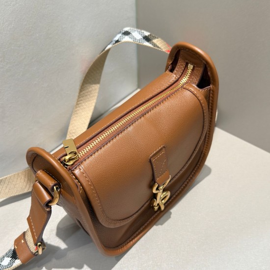 BURBERRY BAGS
