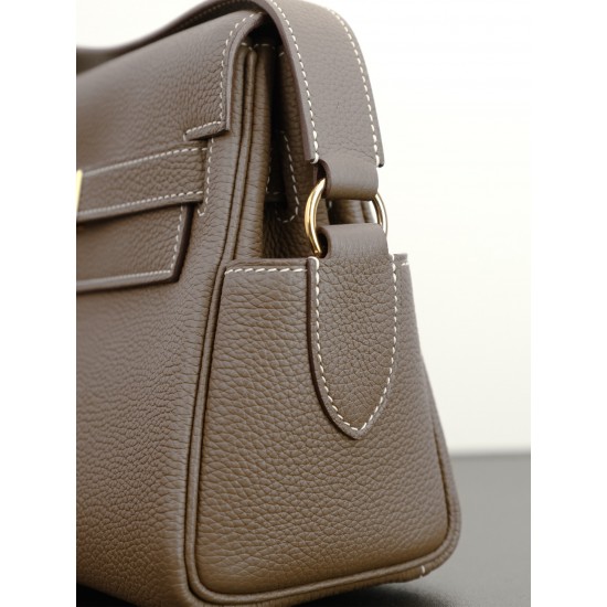 HERMÈS More