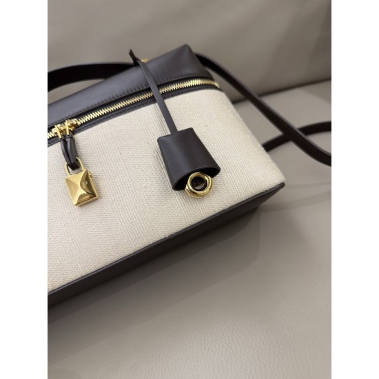 Loro Piana BAGS