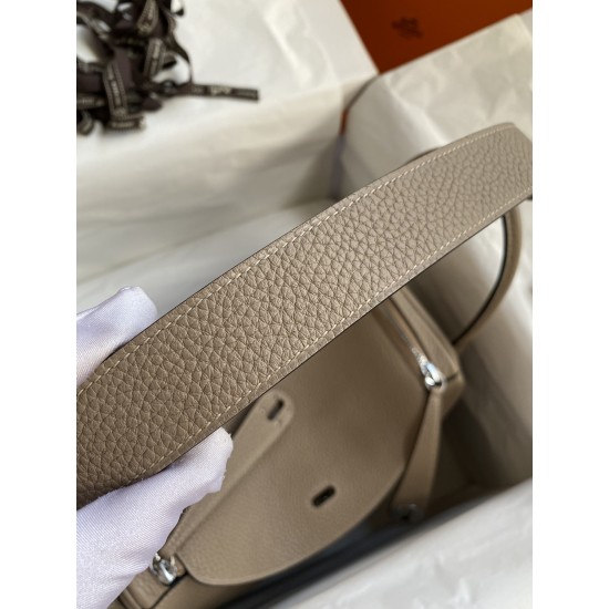 HERMÈS Lindy