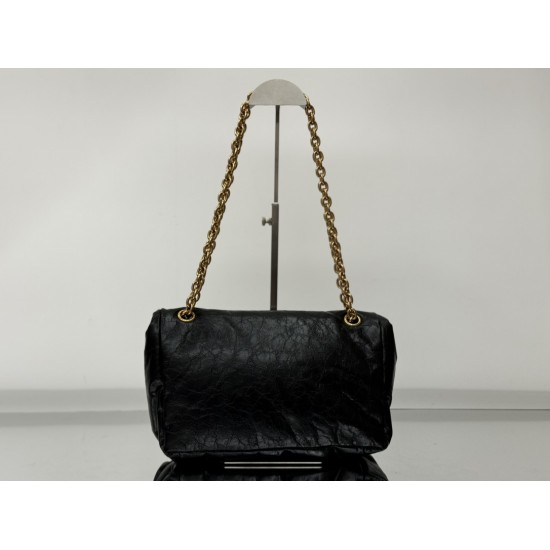 Balenciaga More ←