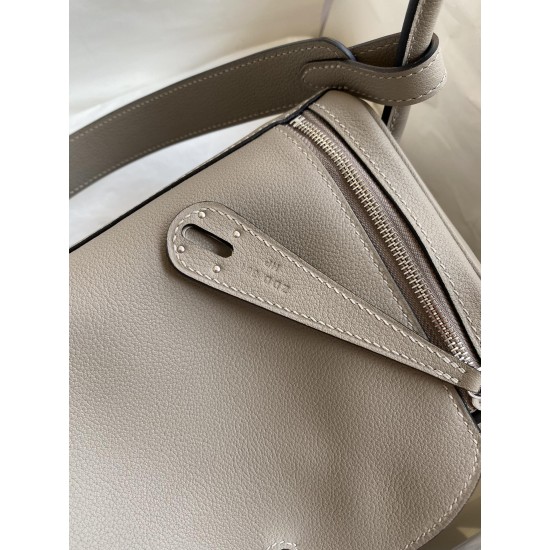 HERMÈS Lindy