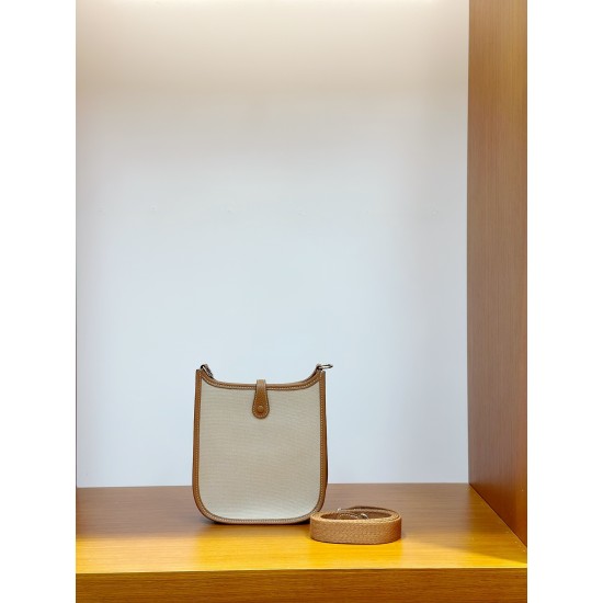 HERMÈS Evelyne