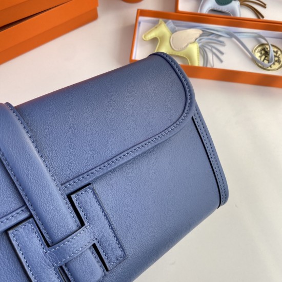HERMÈS Clutchs