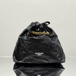 Balenciaga More ←