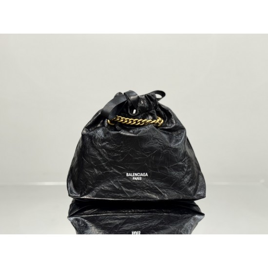 Balenciaga More ←