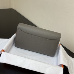 HERMÈS Constance