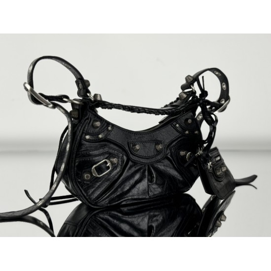 Balenciaga Le Cagole