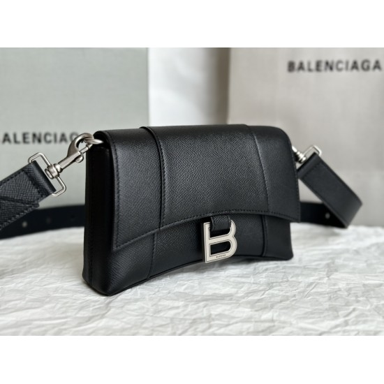 Balenciaga Downtown