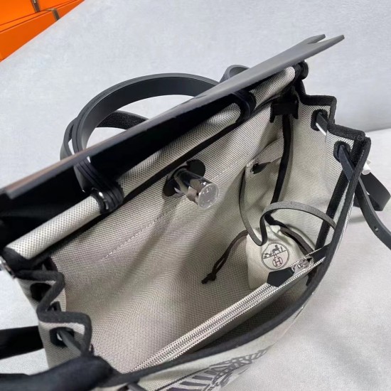 HERMÈS Picotin
