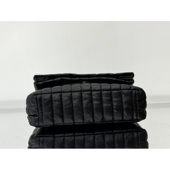 Balenciaga More ←