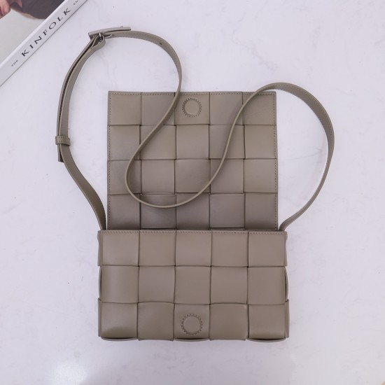 Bottega Veneta ​‍Cassette